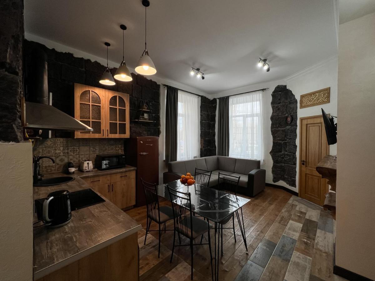 Aros Apartment Ґюмрі Екстер'єр фото